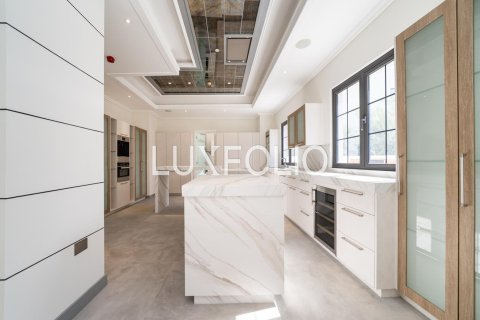 Купить виллу в Джумейра Гольф Эстейтс, Дубай: 6 спален, 1326м², № 45542 - фото 13