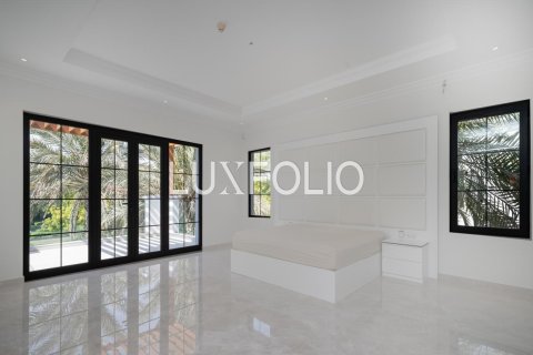 Купить виллу в Джумейра Гольф Эстейтс, Дубай: 6 спален, 1326м², № 45542 - фото 30