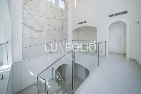 Купить виллу в Джумейра Гольф Эстейтс, Дубай: 6 спален, 1326м², № 45542 - фото 22