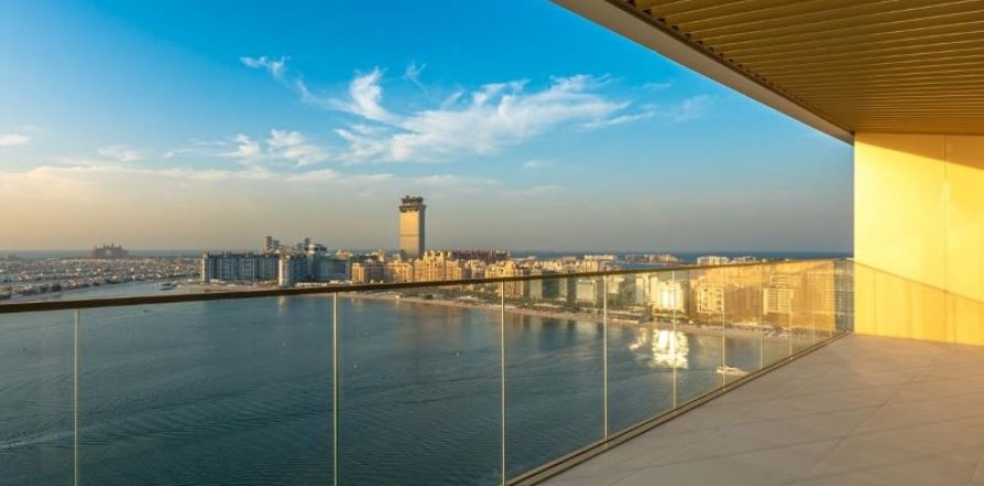 Apartment in Dubai 2 bedrooms, 132.71 sq.m. № 8341