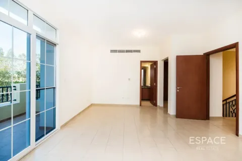 Villa en The Lakes, Dubai, 3 dormitorios, 209 m², № 122731 - foto 11