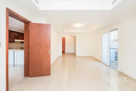 Villa en The Lakes, Dubai, 3 dormitorios, 209 m², № 122731 - foto 4