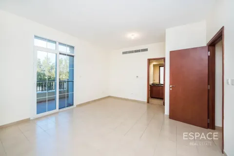 Villa en The Lakes, Dubai, 3 dormitorios, 209 m², № 122731 - foto 10