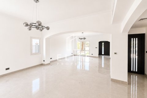 Villa en Meadows 1, Meadows, Dubai, 4 dormitorios, 1221 m², № 124933 - foto 13