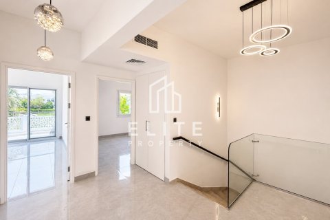 Villa en Meadows 1, Meadows, Dubai, 4 dormitorios, 1221 m², № 124933 - foto 24