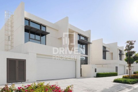 فيلا في District One, مدينة محمد بن راشد, دبي 4 غرف نوم, 608.14 م² رقم 143051