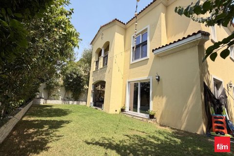 Villa in Dubai 4 bedrooms, 410.4 sq.m. № 114336 - photo 4