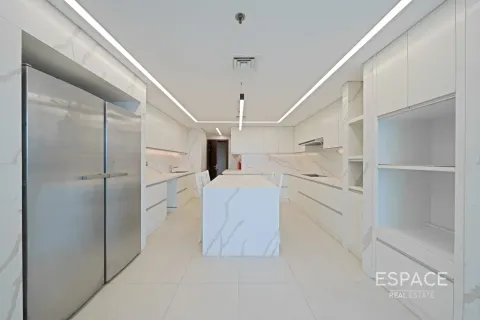 Купить квартиру в Дубай Марине, Дубай: 3 спальни, 361м², № 123045 - фото 4