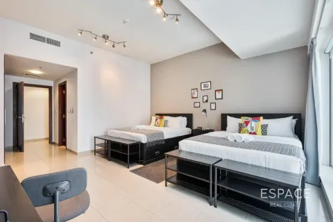 Apartment in Dubai Marina, Dubai 2 bedrooms, 229 sq.m. № 123040 - photo 13