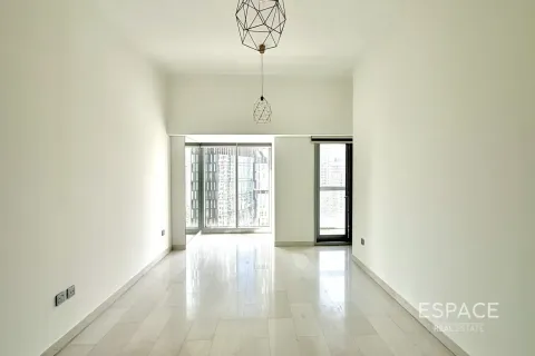 Apartamento en Dubai Marina, Dubai, 1 dormitorio, 81 m², № 123044 - foto 2