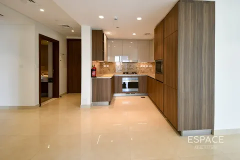 Appartement à IMPERIAL AVENUE à Downtown Dubai (Downtown Burj Dubai), Dubai, 2 chambres, 139 m², № 123041 - photo 4