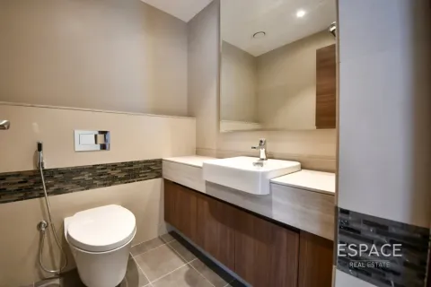 Appartement à IMPERIAL AVENUE à Downtown Dubai (Downtown Burj Dubai), Dubai, 2 chambres, 139 m², № 123041 - photo 6