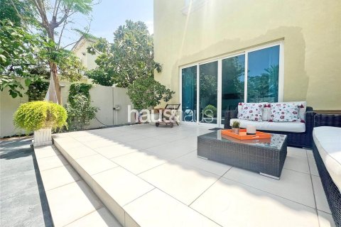 فيلا في Legacy, Jumeirah Park, دبي 4 غرف نوم, 367 م² رقم 44539 - صورة 14