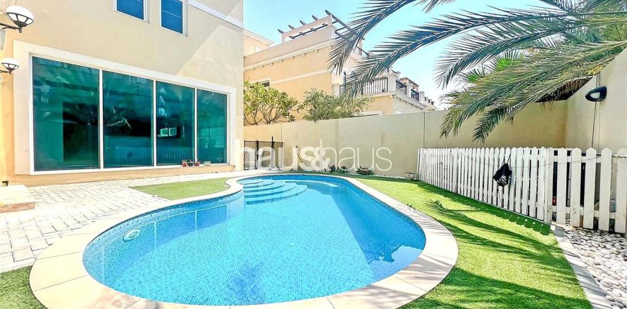 Villa à Jumeirah Park, Dubai, 4 chambres, 384 m², № 44534
