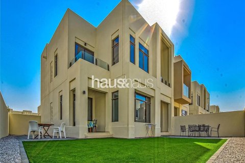 Вилла в Mira Oasis, Рим, Дубай, 3 спальни, 321м², № 44542