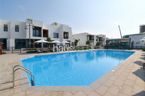Townhouse in Arabian Ranches 3, Dubai 3 bedrooms, 208 sq.m. № 43207 - photo 6