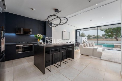Townhouse in Jumeirah Golf Estates, Dubai 4 bedrooms, 316 sq.m. № 43206