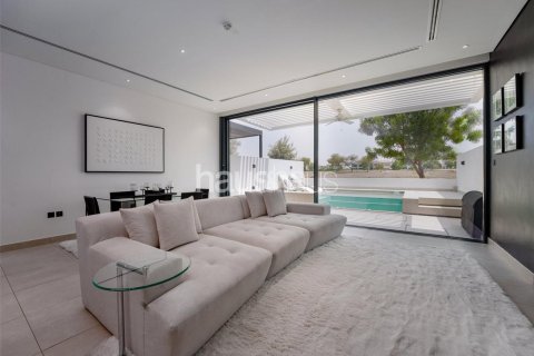Townhouse in Jumeirah Golf Estates, Dubai 4 bedrooms, 316 sq.m. № 43206 - photo 5