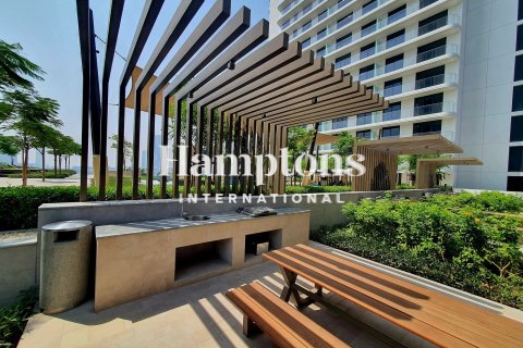 Квартира в Dubai Harbour, Дубай, 1 спальня, 73.9508м², № 142303