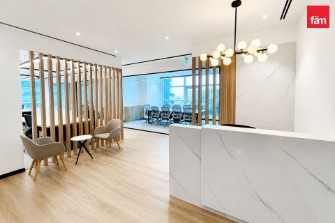 Office in Dubai 228.3 sq.m. № 124525