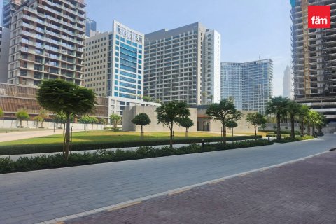 Shop in Business Bay, Dubai 95.6 sq.m. № 124529 - photo 8