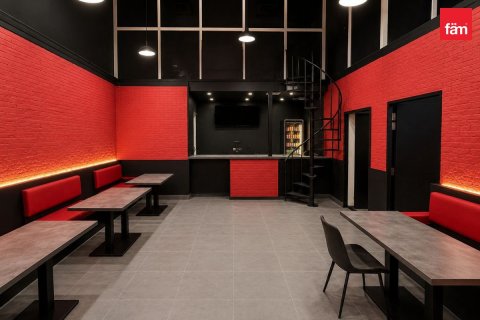 Магазин в Бизнес-Бэе, Дубай, 95.6м², № 124529