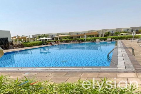 Townhouse in EMAAR South, Dubai South (Dubai World Central), Dubai 3 bedrooms, 132 sq.m. № 38131 - photo 14