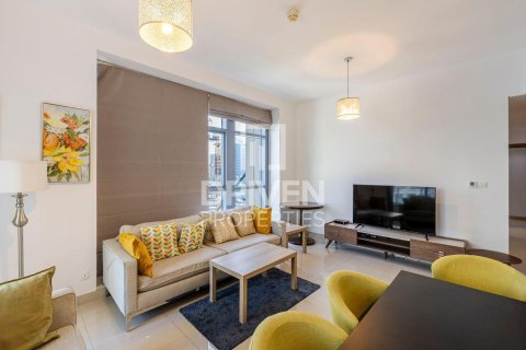 Снять в аренду квартиру в Claren Towers, Даунтаун Дубай (Даунтаун Бурдж Дубай), Дубай: 2 спальни, 114.46м², № 128540 - фото 3
