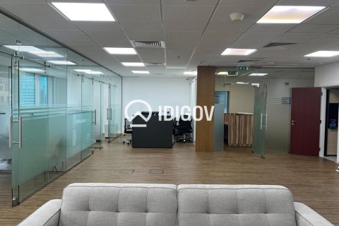 Снять в аренду офис в Бизнес-Бэе, Дубай: 217.95м², № 124643 - фото 3