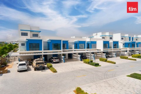 Townhouse in Dubai 5 bedrooms, 258 sq.m. № 141327 - photo 15