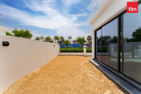 Townhouse in Dubai 5 bedrooms, 258 sq.m. № 141327 - photo 6