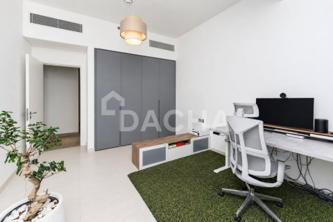Apartamento en The Crescent, Palm Jumeirah, Dubai, 2 dormitorios, 133 m², № 133263 - foto 13