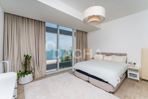 Apartamento en The Crescent, Palm Jumeirah, Dubai, 2 dormitorios, 133 m², № 133263 - foto 11