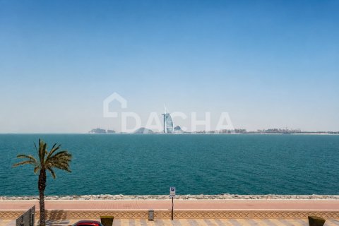 Apartamento en The Crescent, Palm Jumeirah, Dubai, 2 dormitorios, 133 m², № 133263 - foto 2