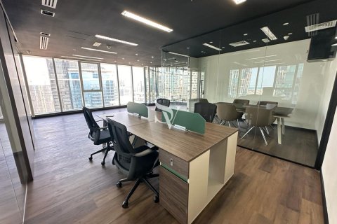 Снять в аренду офис в The Citadel Tower, Бизнес-Бэй, Дубай: 102м², № 113248 - фото 15