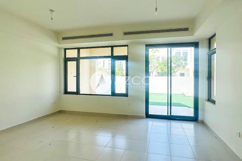 Villa in Mira Oasis, Reem, Dubai 3 bedrooms, 220.5 sq.m. № 37668 - photo 3