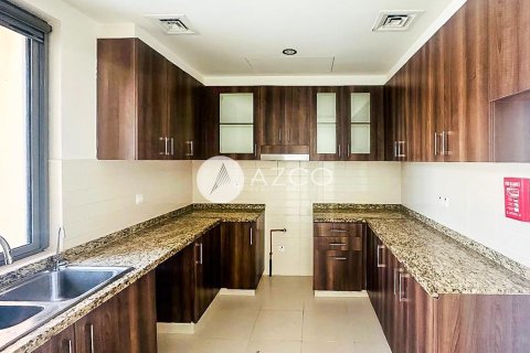 Villa in Mira Oasis, Reem, Dubai 3 bedrooms, 220.5 sq.m. № 37668 - photo 4