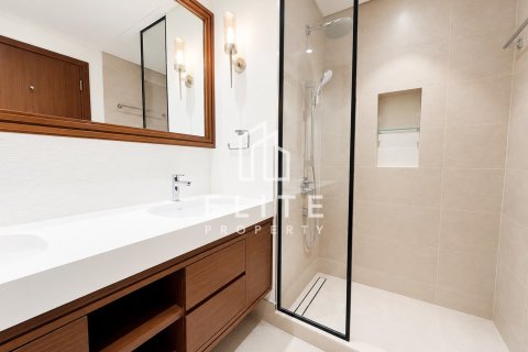 Apartment in EMAAR Beachfront, Dubai Harbour, Dubai 2 bedrooms, 109 sq.m. № 139028 - photo 8