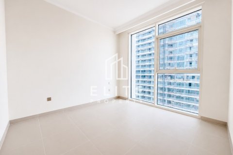 Apartment in EMAAR Beachfront, Dubai Harbour, Dubai 2 bedrooms, 109 sq.m. № 139028 - photo 4