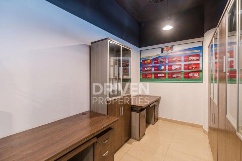 Снять в аренду офис в Бизнес-Бэе, Дубай: 87.14м², № 130104 - фото 2