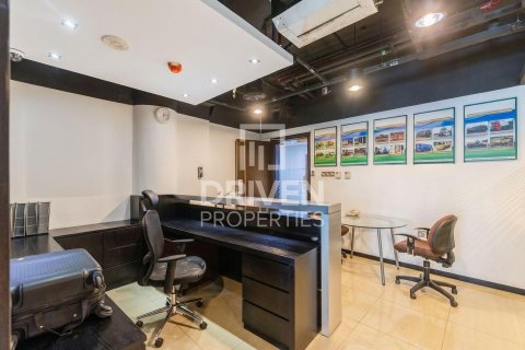 Снять в аренду офис в Бизнес-Бэе, Дубай: 87.14м², № 130104 - фото 11