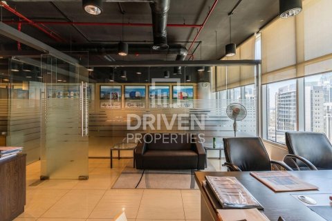 Снять в аренду офис в Бизнес-Бэе, Дубай: 87.14м², № 130104 - фото 4