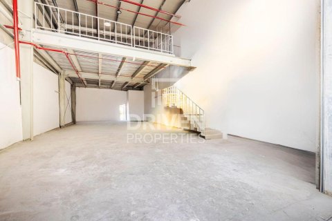 Warehouse in Dubai 3382.41 sq.m. № 130103