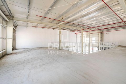 Снять в аренду склад в Дубае: 3382.41м², № 130103 - фото 2