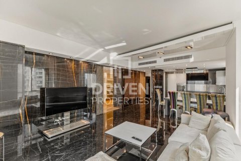 Apartment in Dubai Marina, Dubai 2 bedrooms, 157.75 sq.m. № 138775 - photo 2