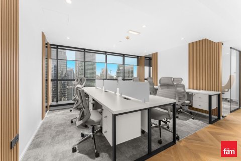 Office in Dubai 134.1 sq.m. № 111775