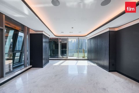 Apartment in Business Bay, Dubai 4 bedrooms, 253.3 sq.m. № 107167 - photo 2