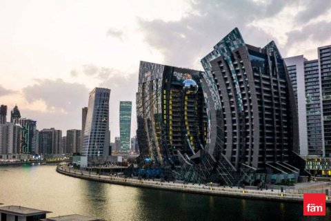 Apartment in Business Bay, Dubai 4 bedrooms, 253.3 sq.m. № 107167 - photo 12