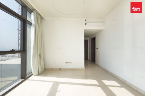 Снять в аренду квартиру в Дубае: 2 спальни, 129м², № 139705 - фото 3