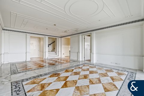 Apartment in PALAZZO VERSACE in Culture Village, Dubai 3 bedrooms, 366 sq.m. № 99009 - photo 3